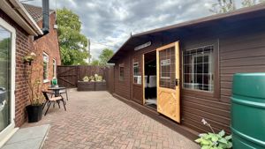 Photo 9- click for photo gallery